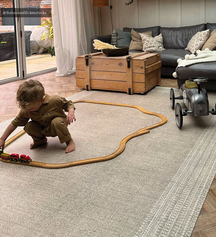 Emilia Natural Vinyl Rug