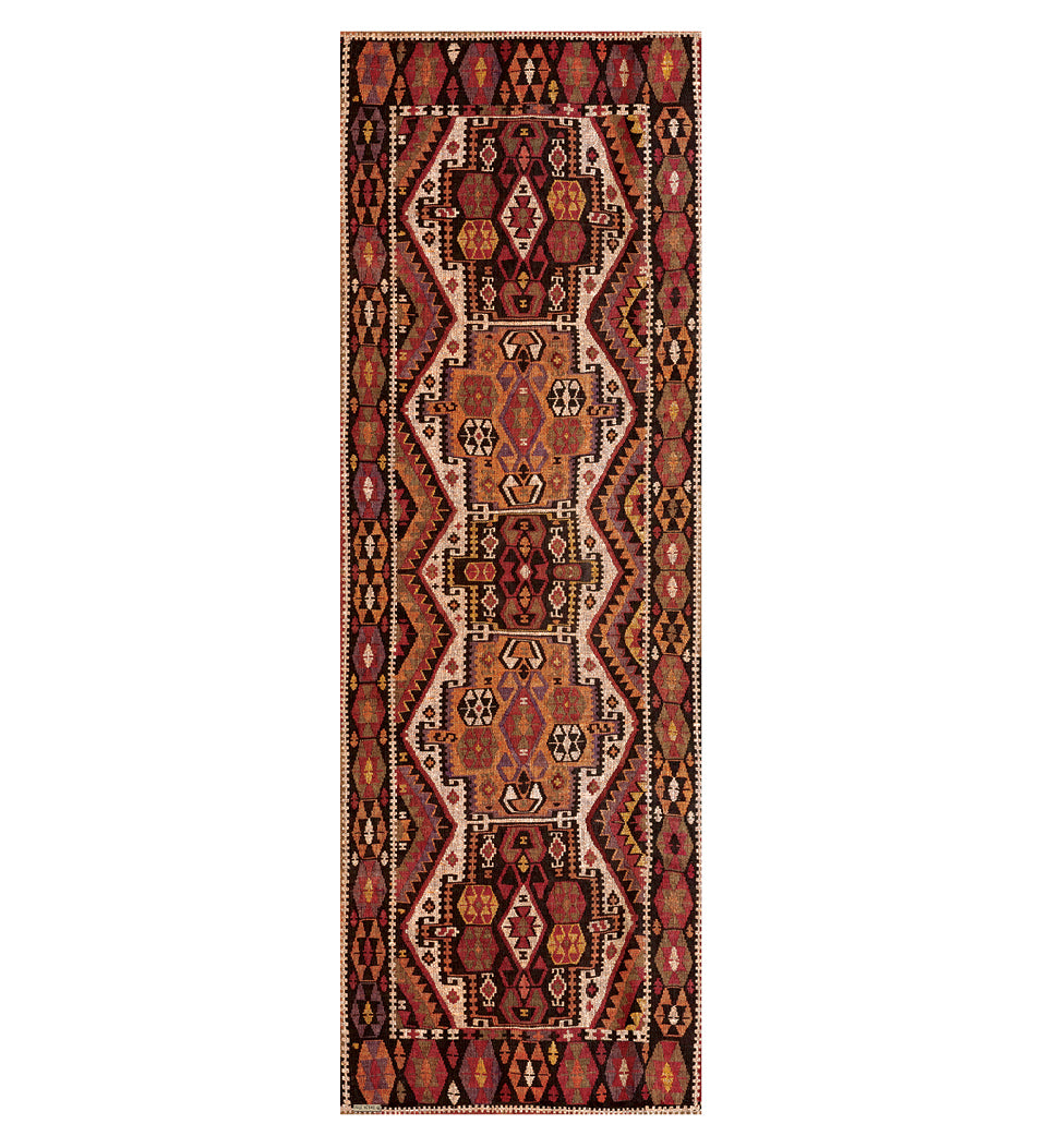 Kilim Fall - שטיח פי וי סי