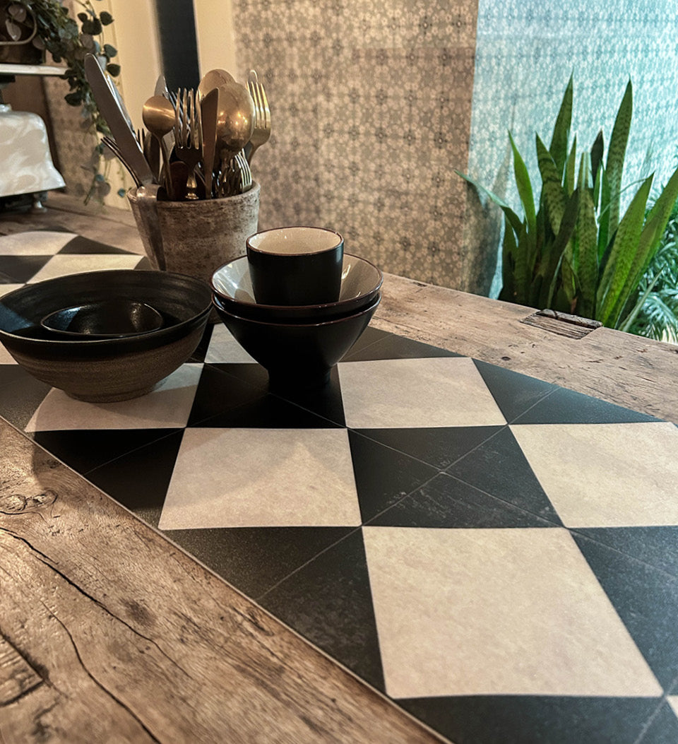 Gambit Chess - ראנר שולחן פי וי סי