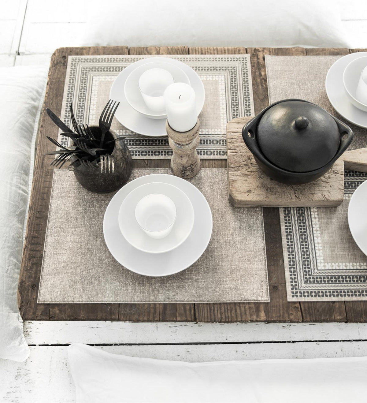 Linen Natural - פלייסמט פי וי סי