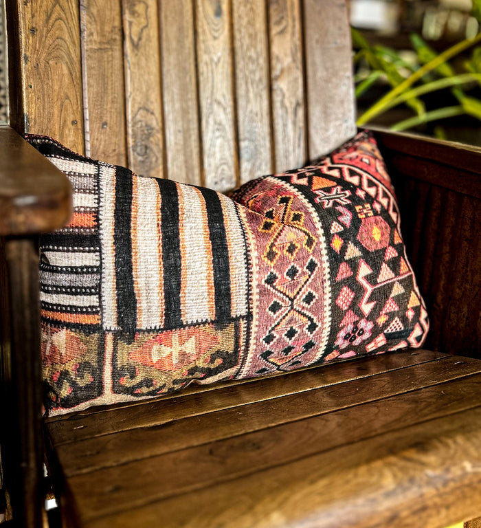 Quilt Kilim Ika - כרית פשתן