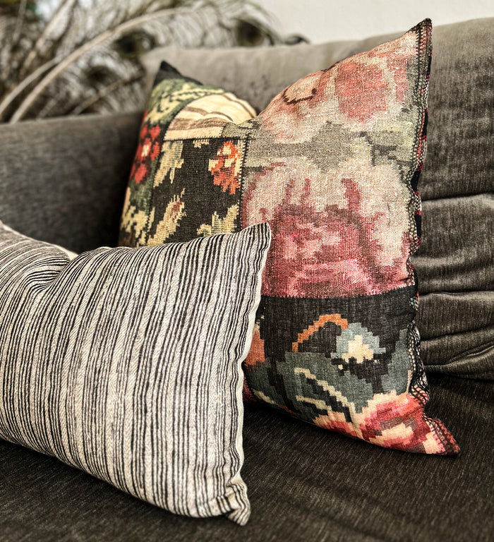 Quilt Kilim Lasi - כרית פשתן