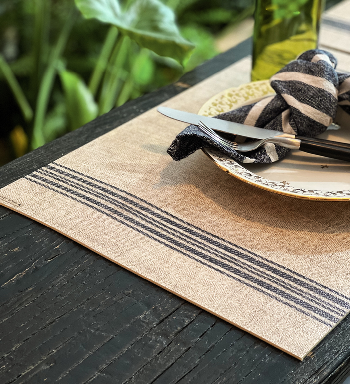 Traditional Linen Vinyl Table Placemat