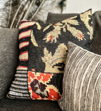 Quilt Kilim Lasi - כרית פשתן