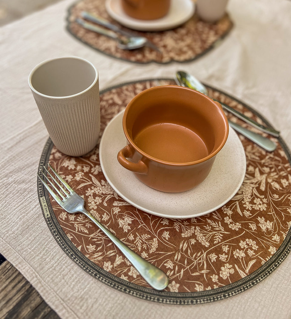 Botanic Amber Round  Vinyl Placemat