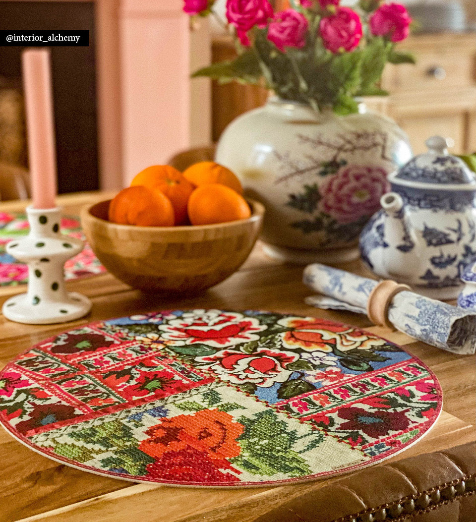 Gipsy Rouge Round Vinyl Placemat