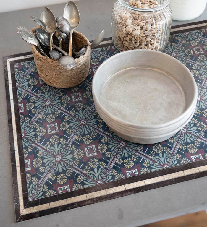 Renaissance Classic Vinyl Placemat
